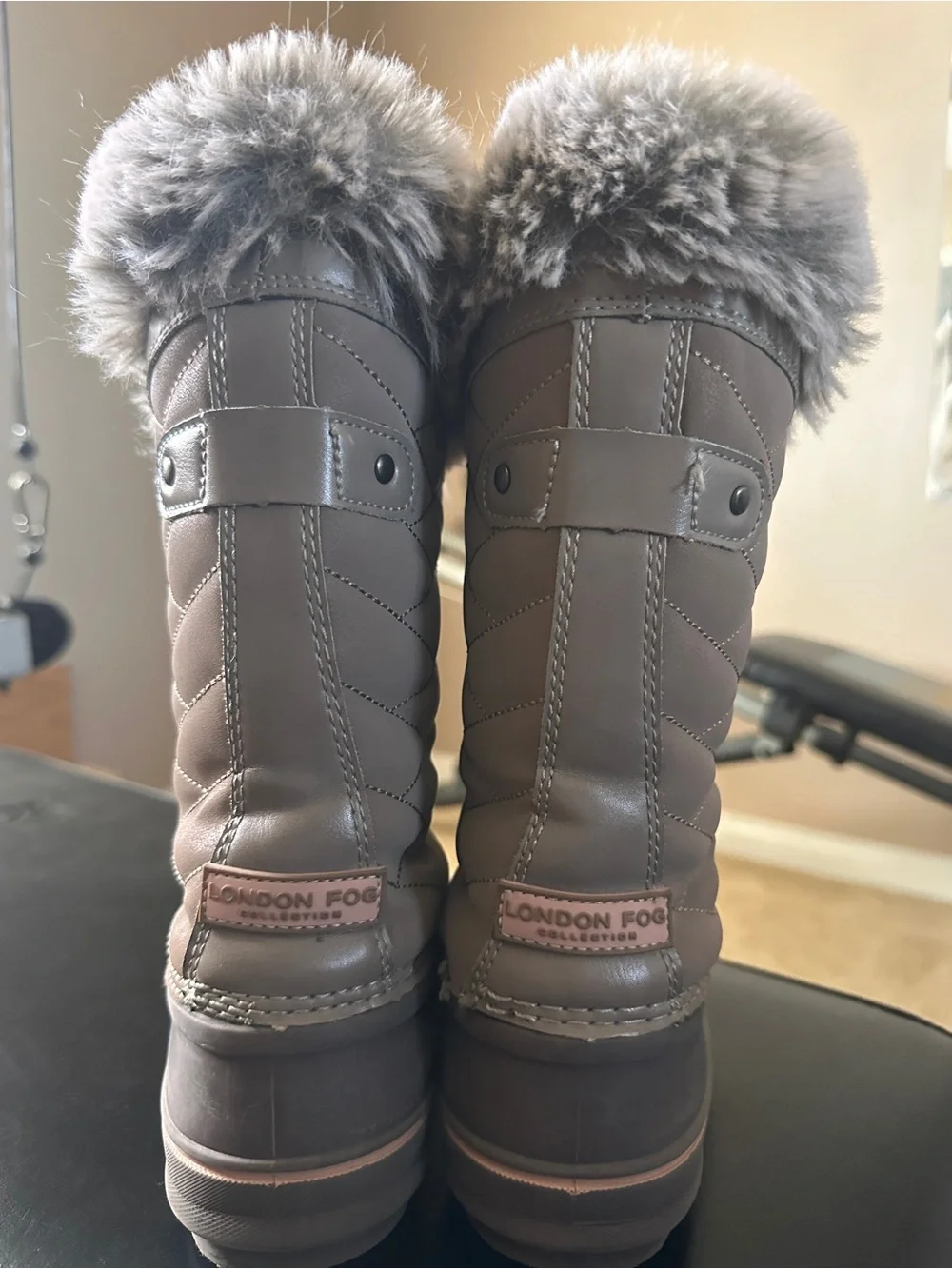 Girls size 3 Taupe Fur-Trim Winter Boots with Pink Laces